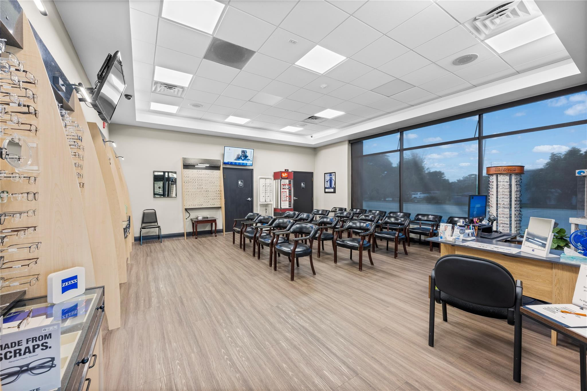 665 S Apollo Boulevard