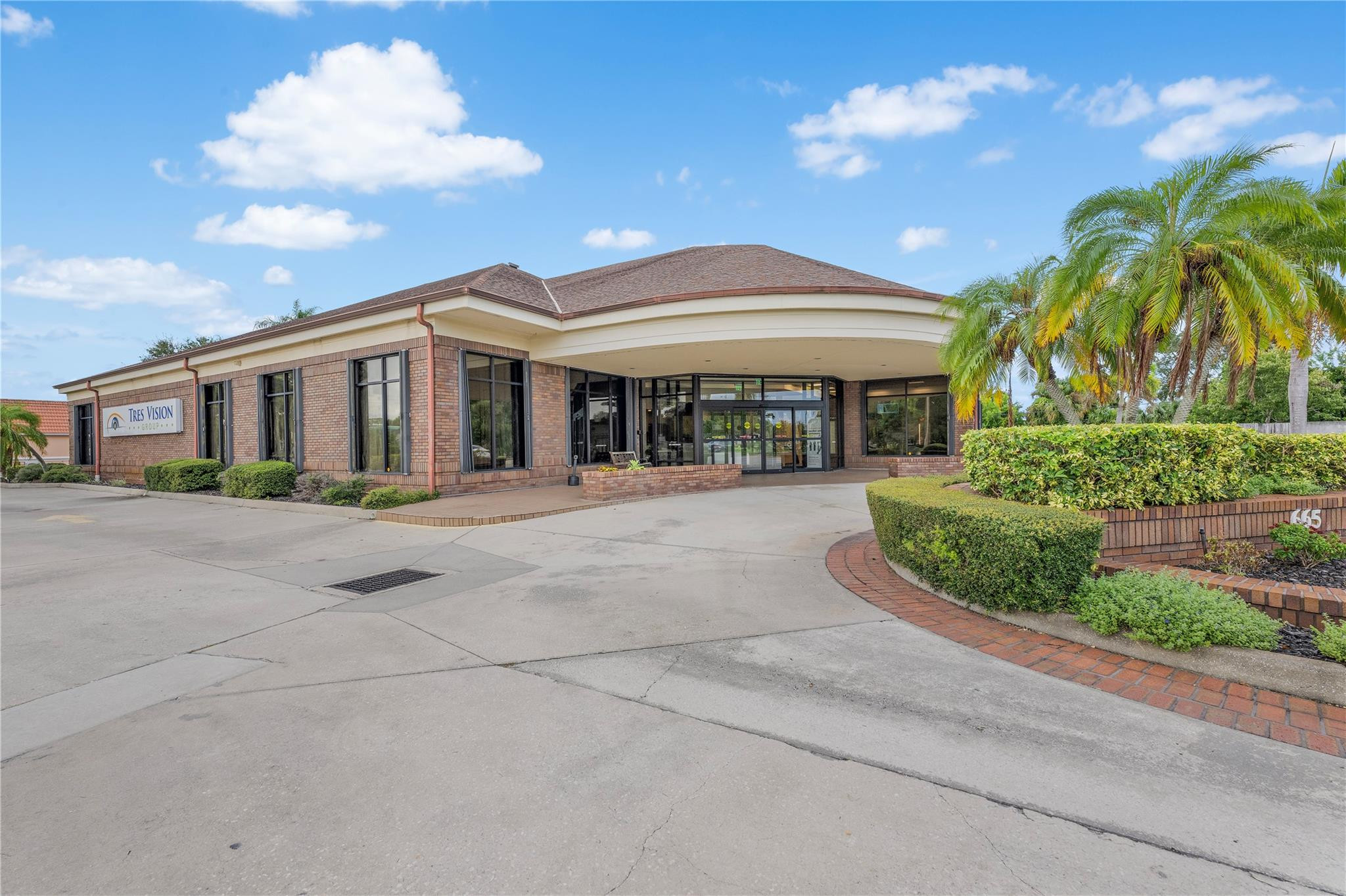 665 S Apollo Boulevard