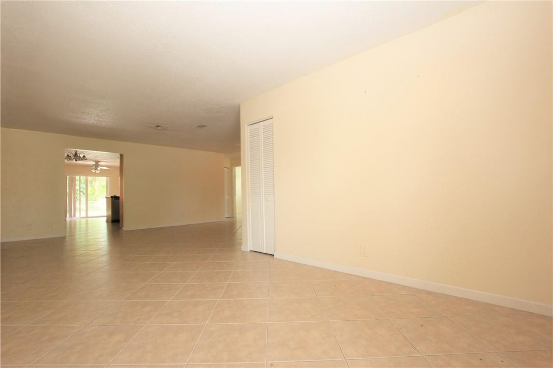 4261 NW 110th Avenue South