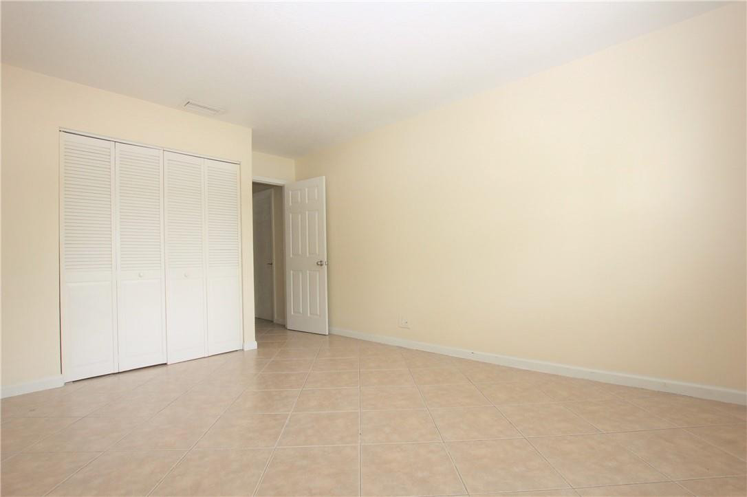 4261 NW 110th Avenue South