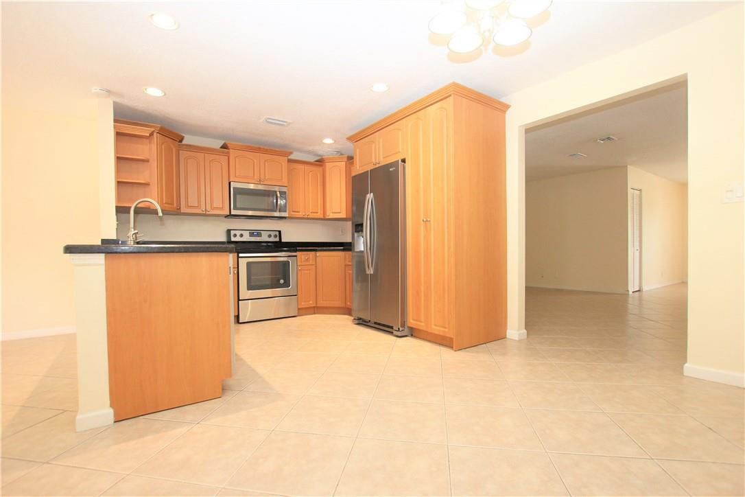 4261 NW 110th Avenue South