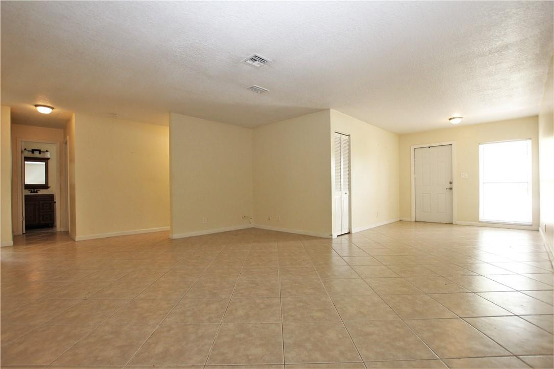 4261 NW 110th Avenue South