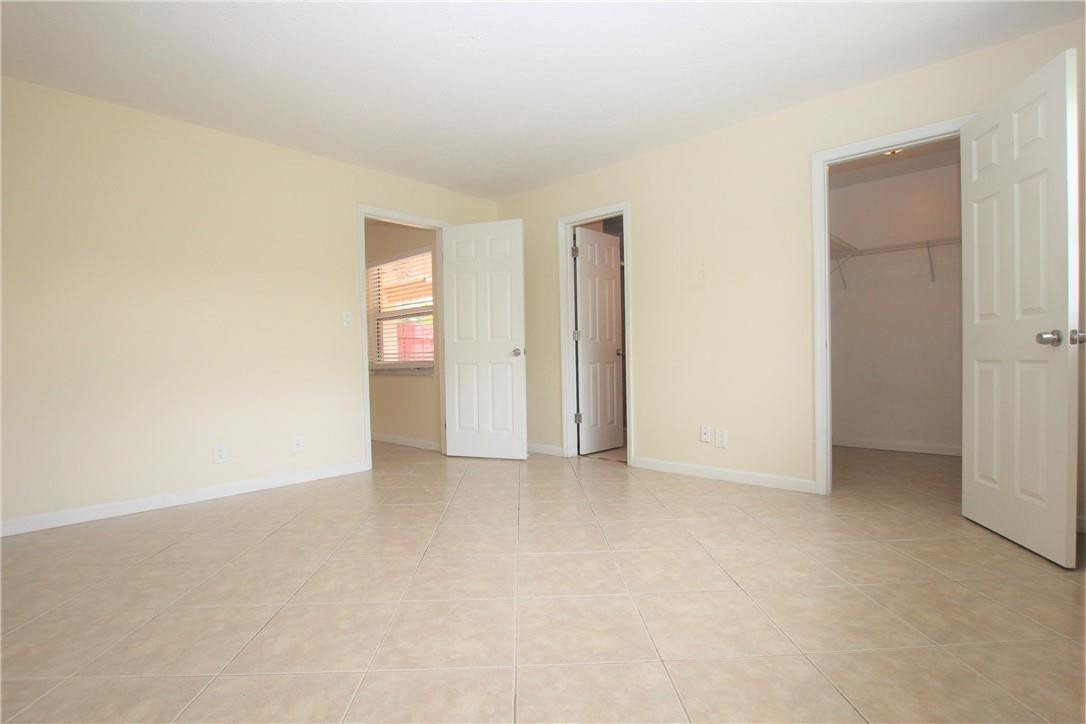 4261 NW 110th Avenue South