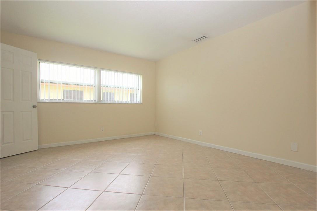 4261 NW 110th Avenue South