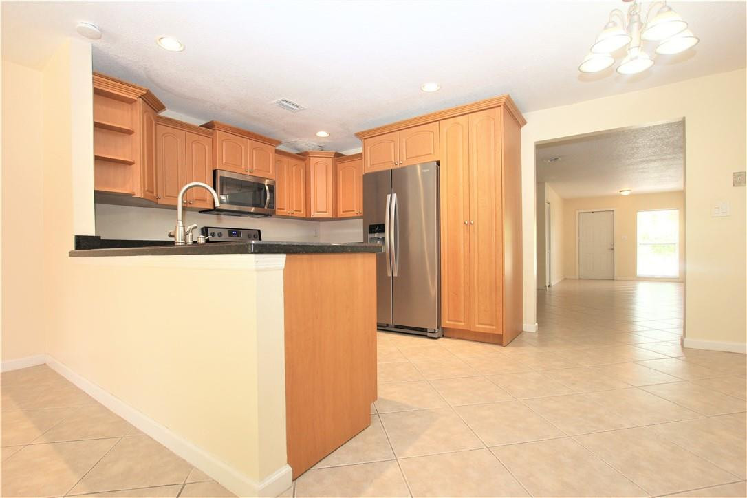4261 NW 110th Avenue South