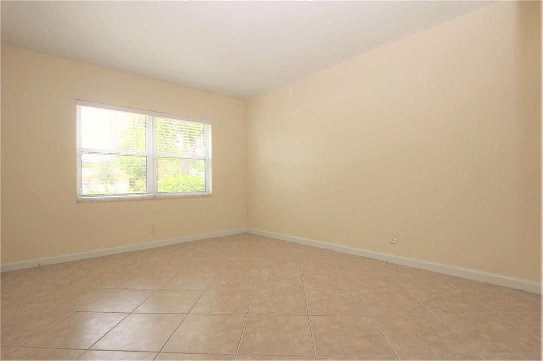 4261 NW 110th Avenue South