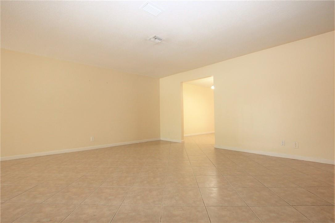 4261 NW 110th Avenue South
