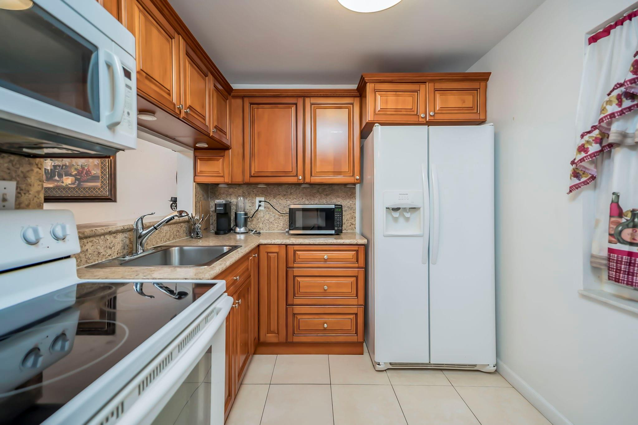 9401 Lime Bay Boulevard 209