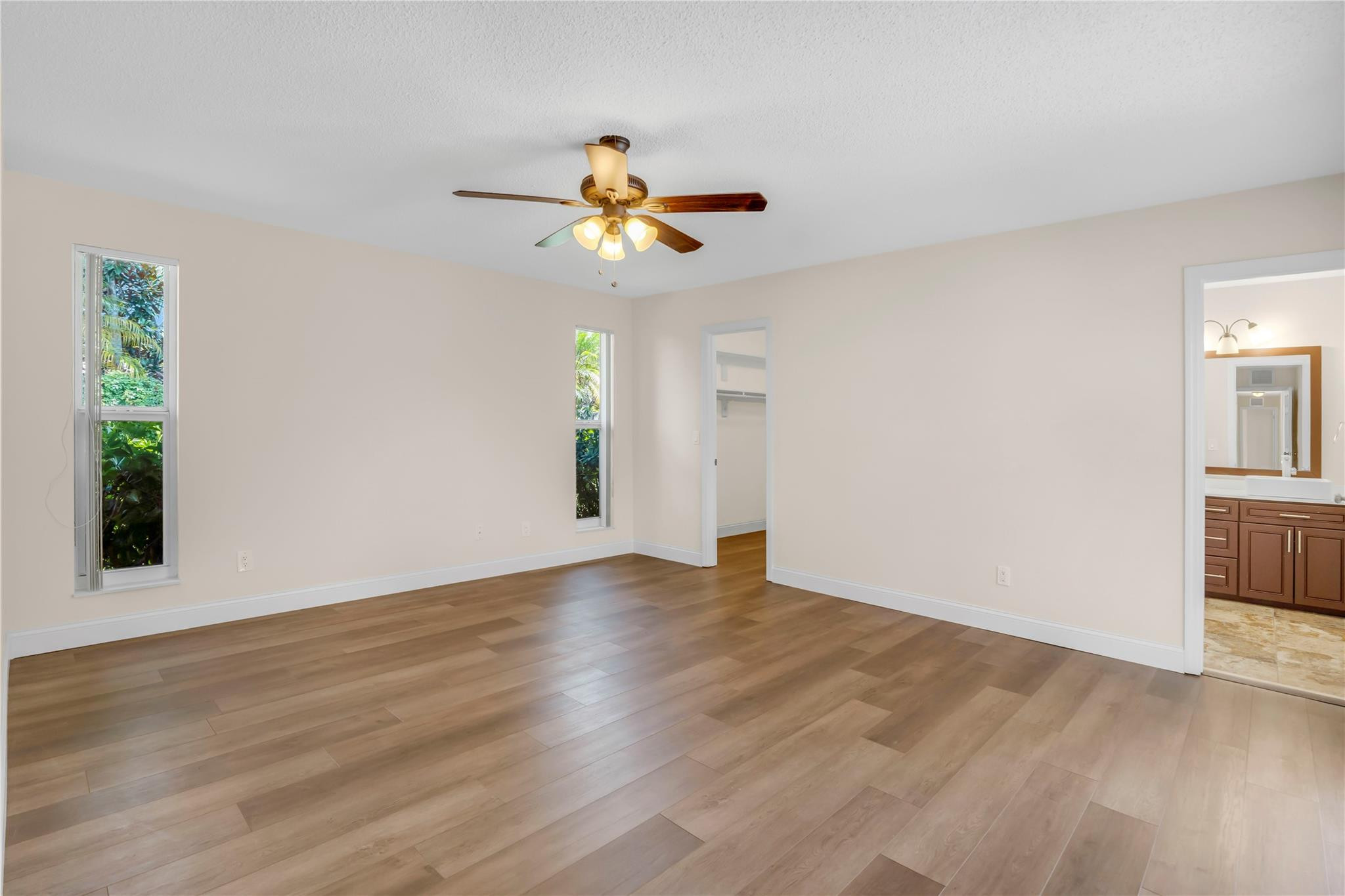 8592 NW 7th Street
