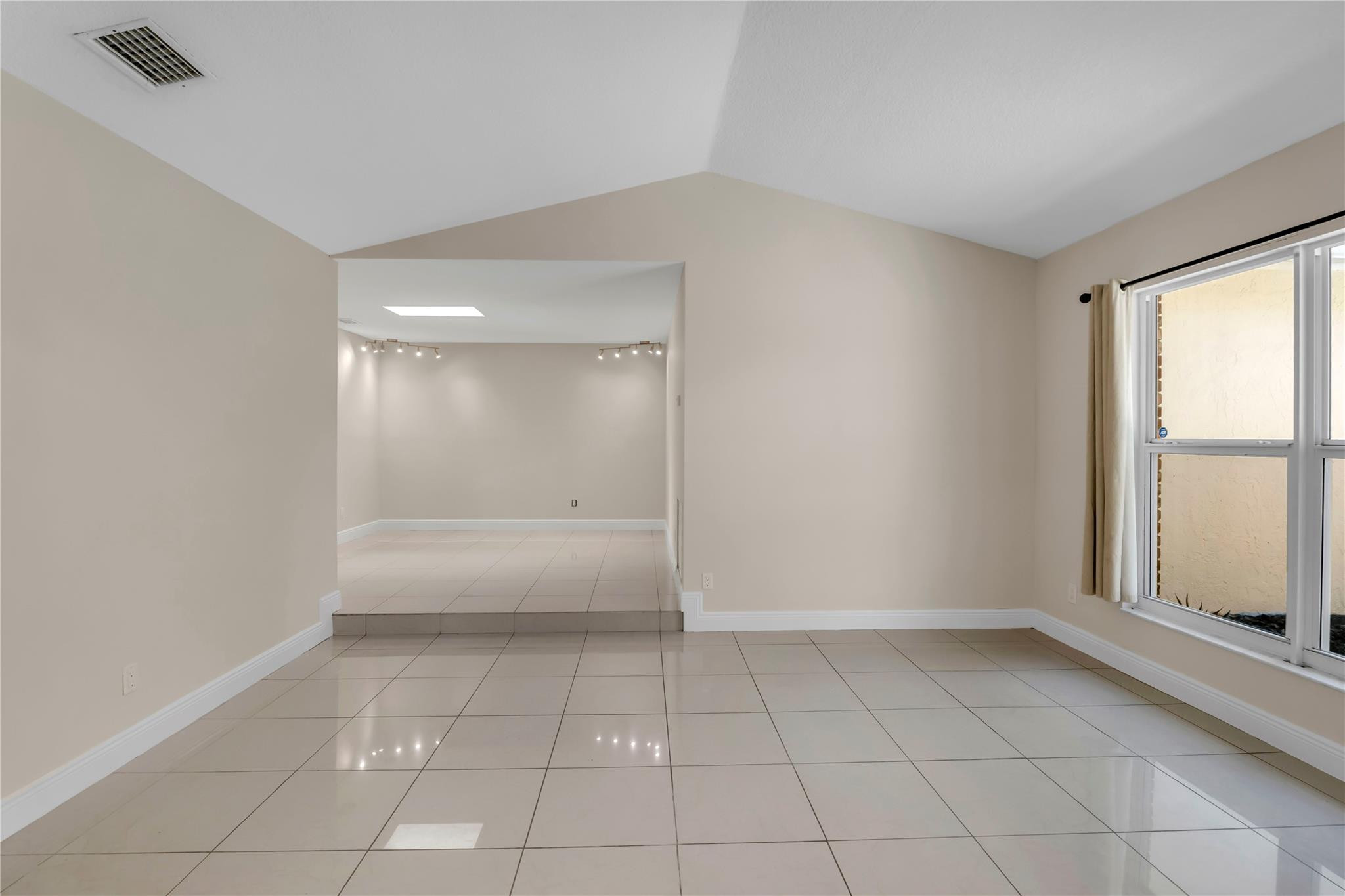 8592 NW 7th Street