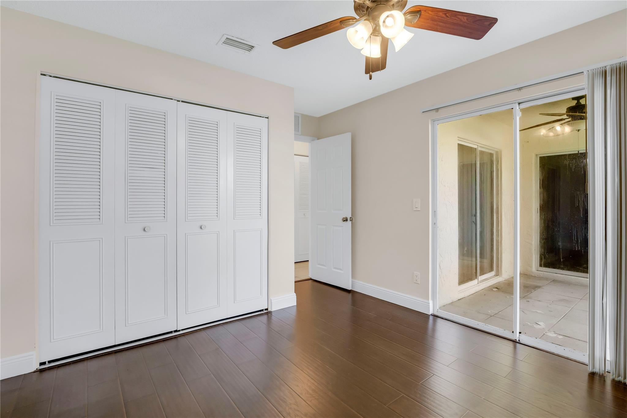 8592 NW 7th Street