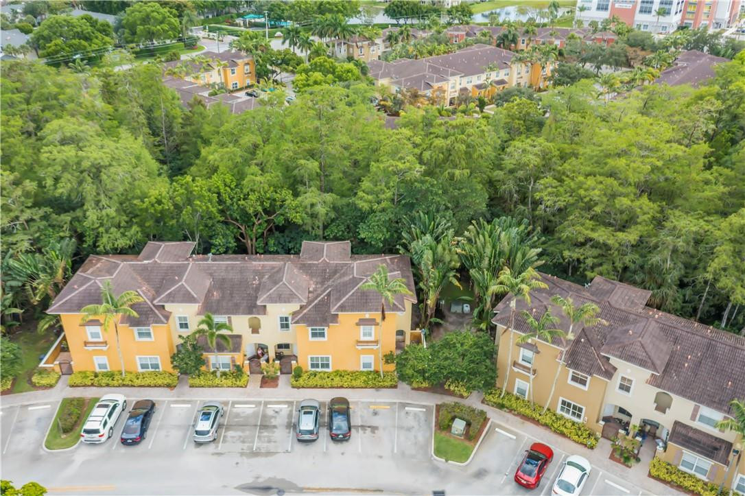 3481 Merrick Lane 301