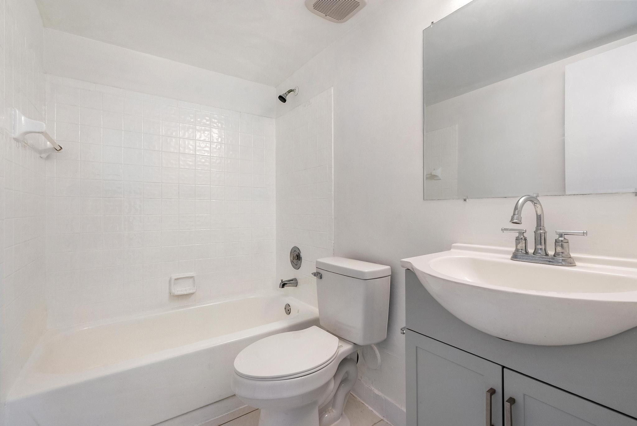 11583 NW 42nd Street 11583