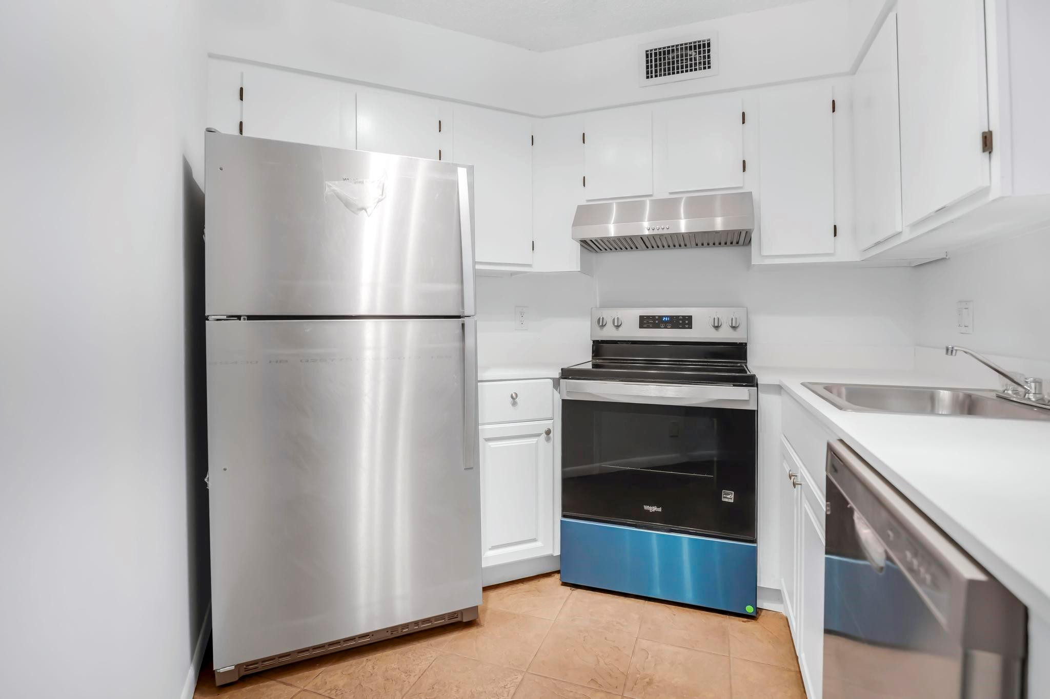 210 Lake Pointe Drive 103