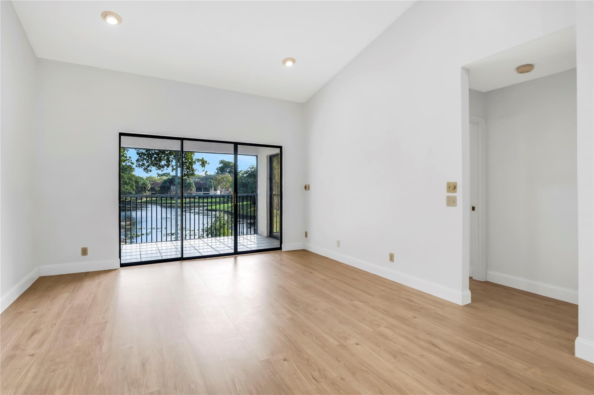 3211 S Carambola Circle 23106