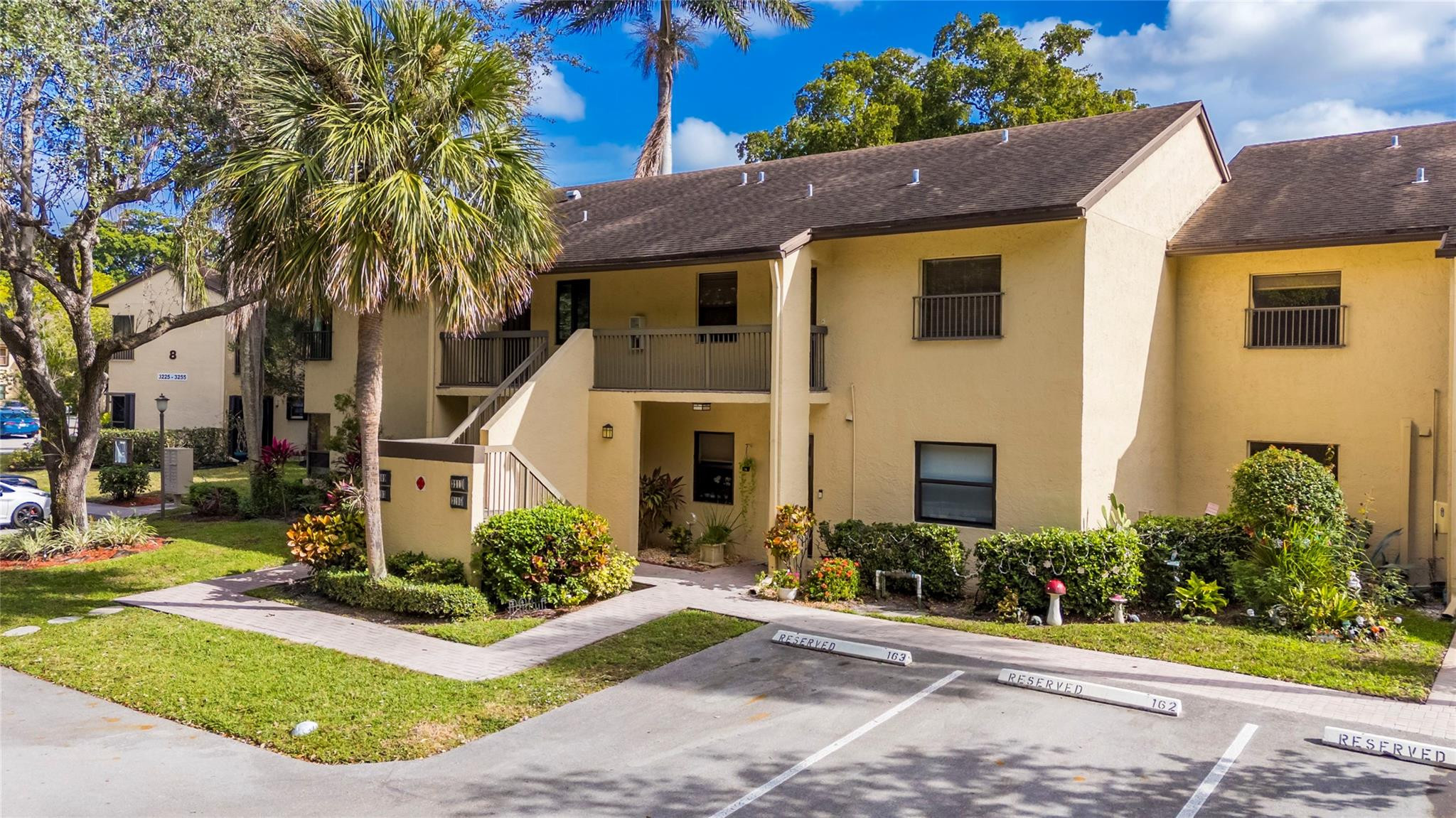 3211 S Carambola Circle 23106