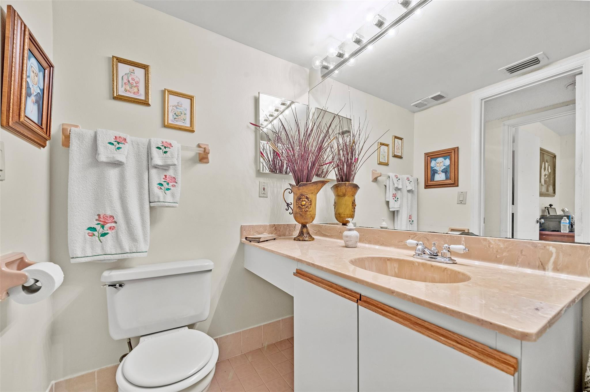 405 Liberty Court 405