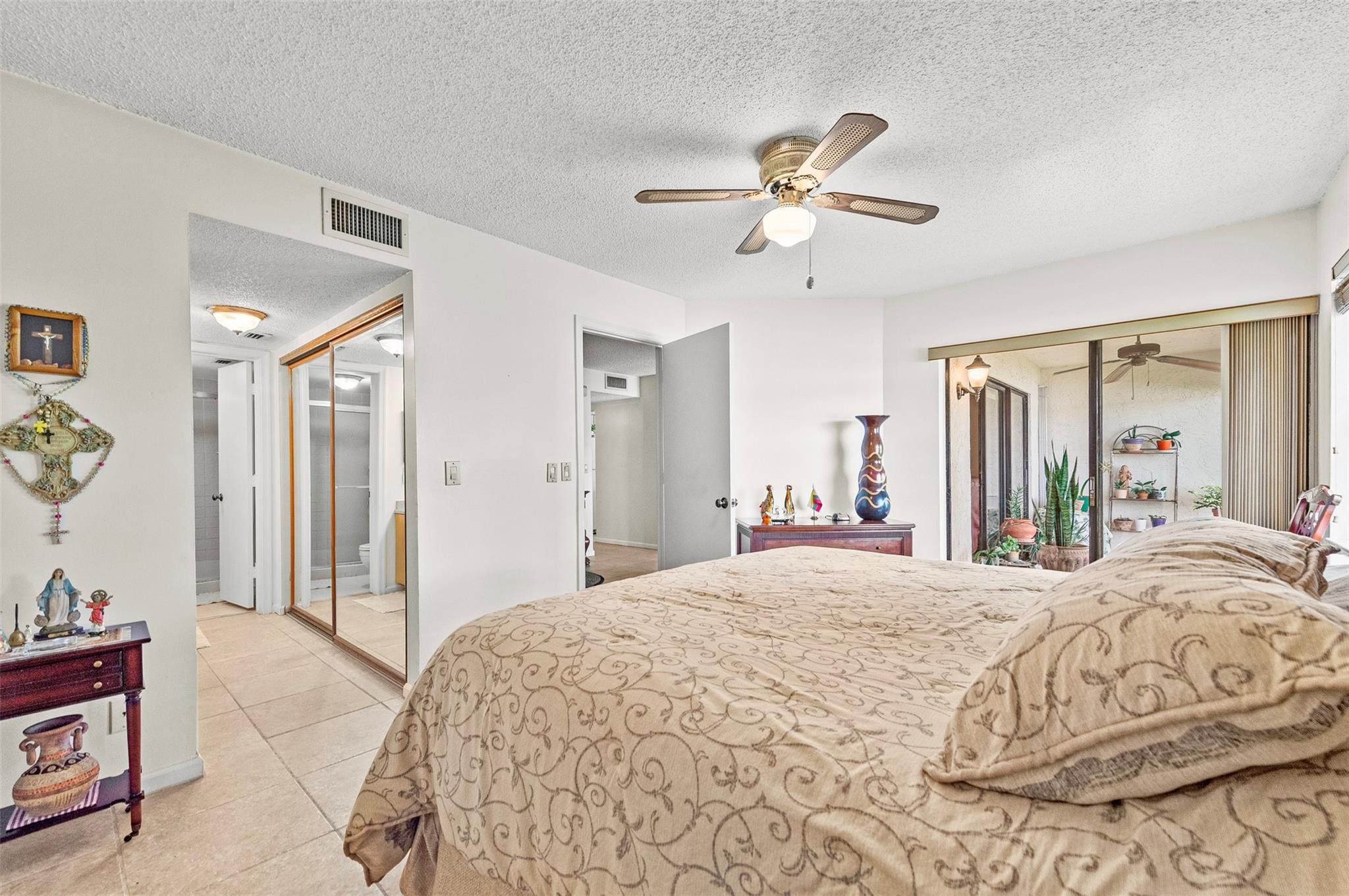 405 Liberty Court 405