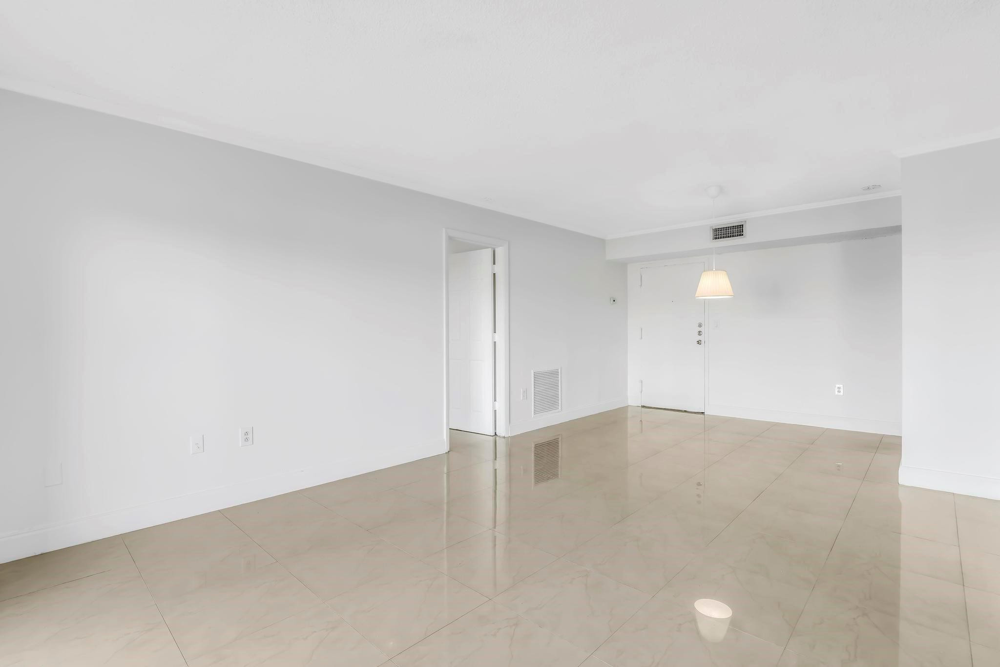 4705 NW 7th Street 307-7