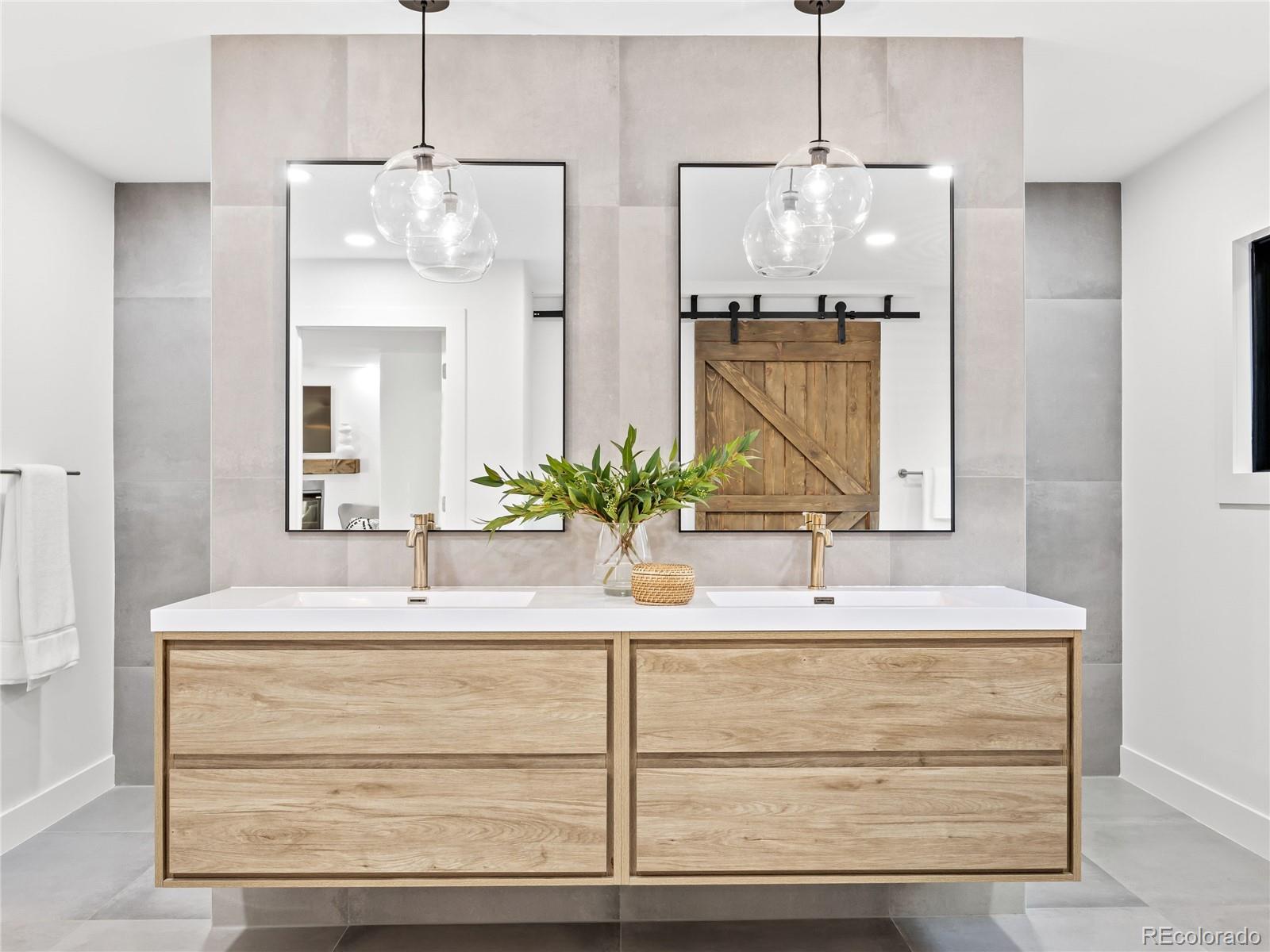 32382 Meadow Mountain Road