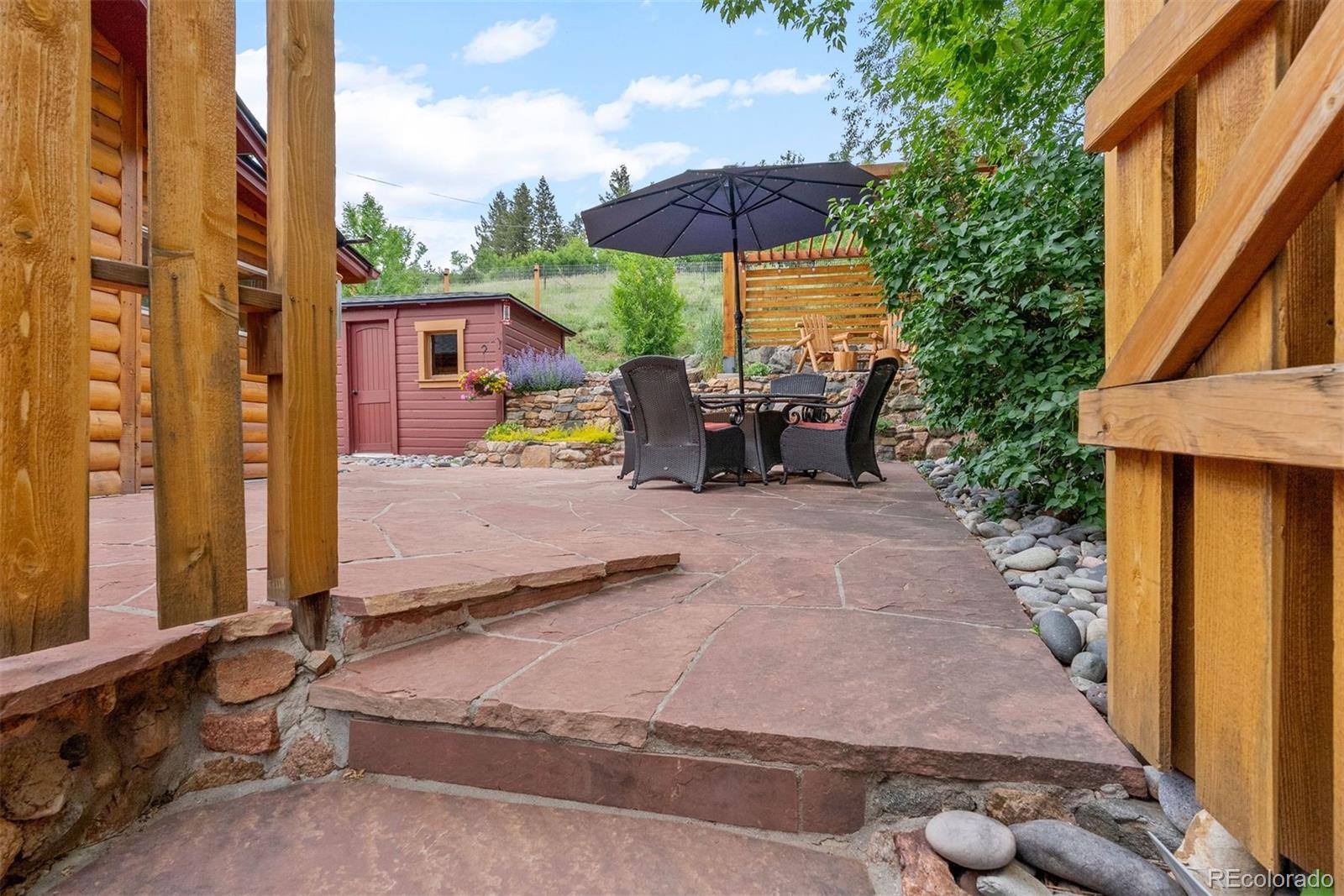 2874 SE Grapevine Road