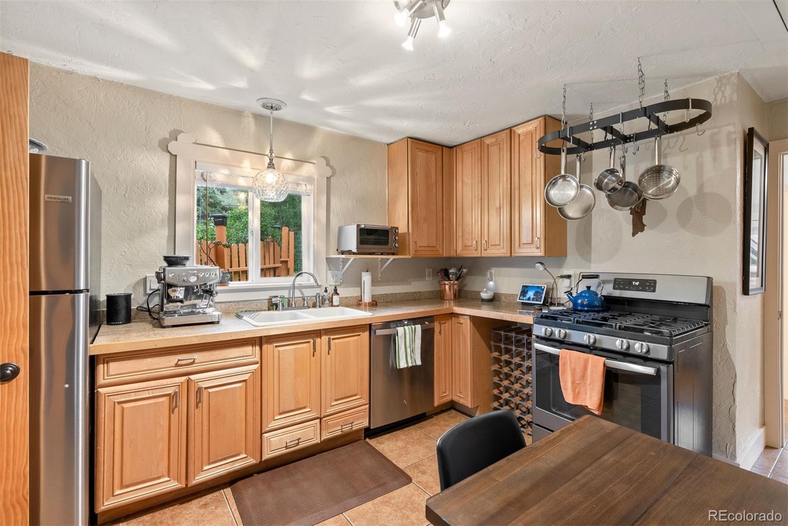 2874 SE Grapevine Road