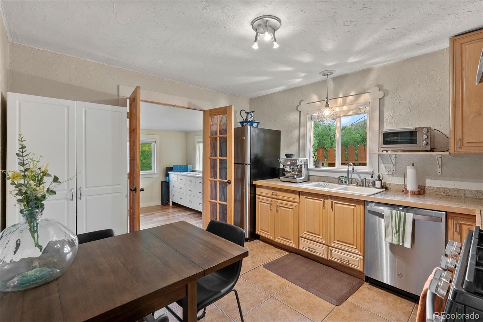 2874 SE Grapevine Road