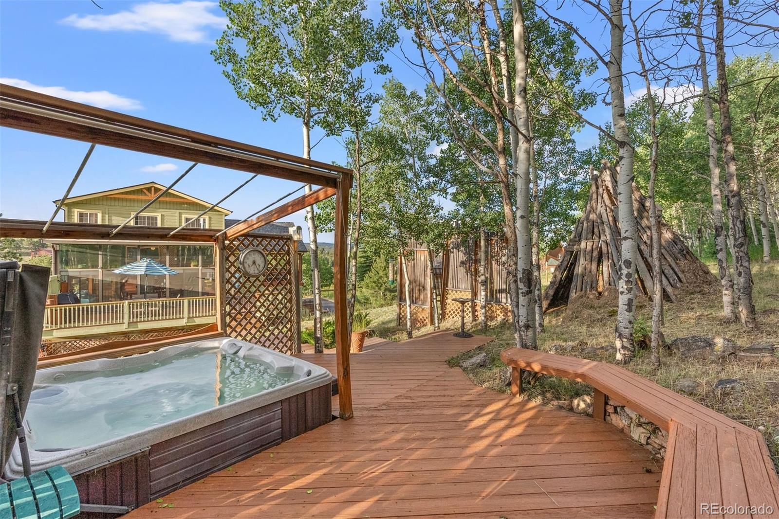 576 Bluebird Lane