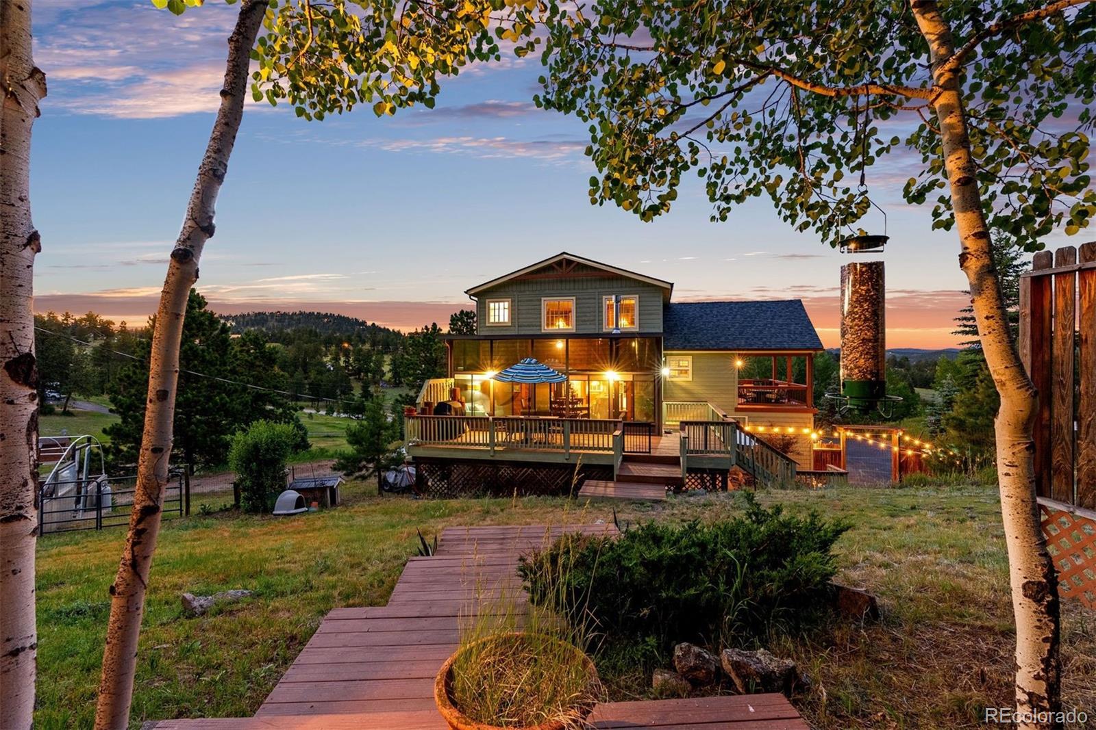 576 Bluebird Lane