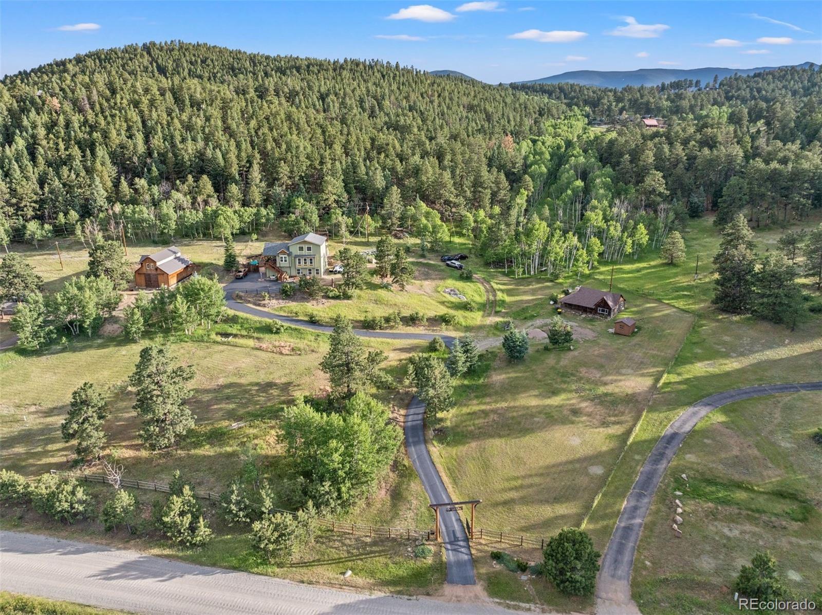 576 Bluebird Lane