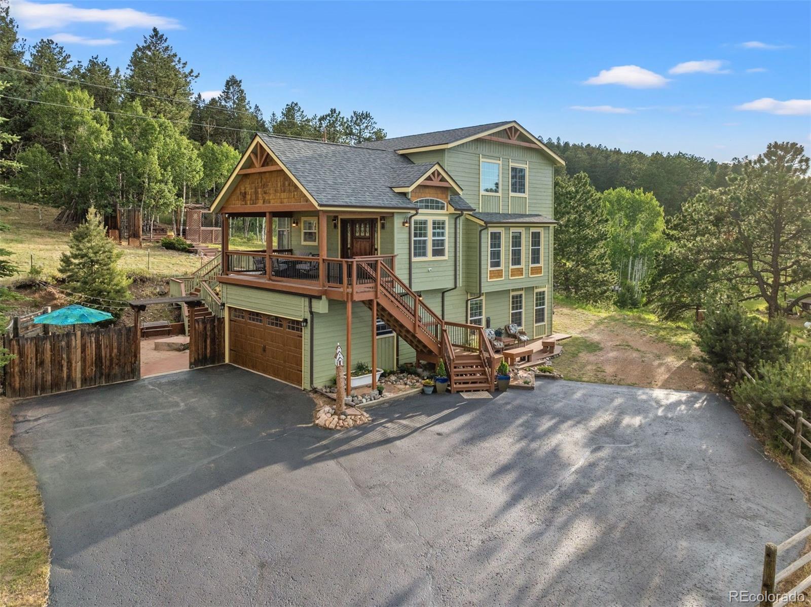576 Bluebird Lane