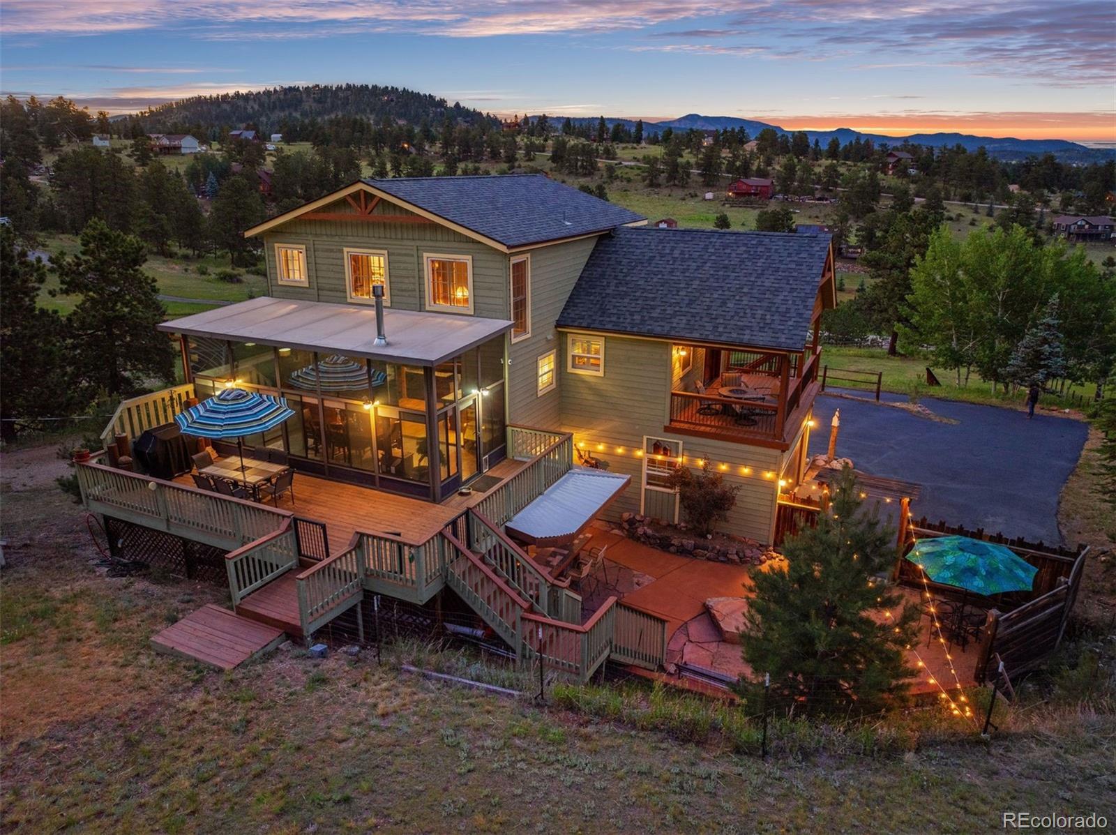 576 Bluebird Lane