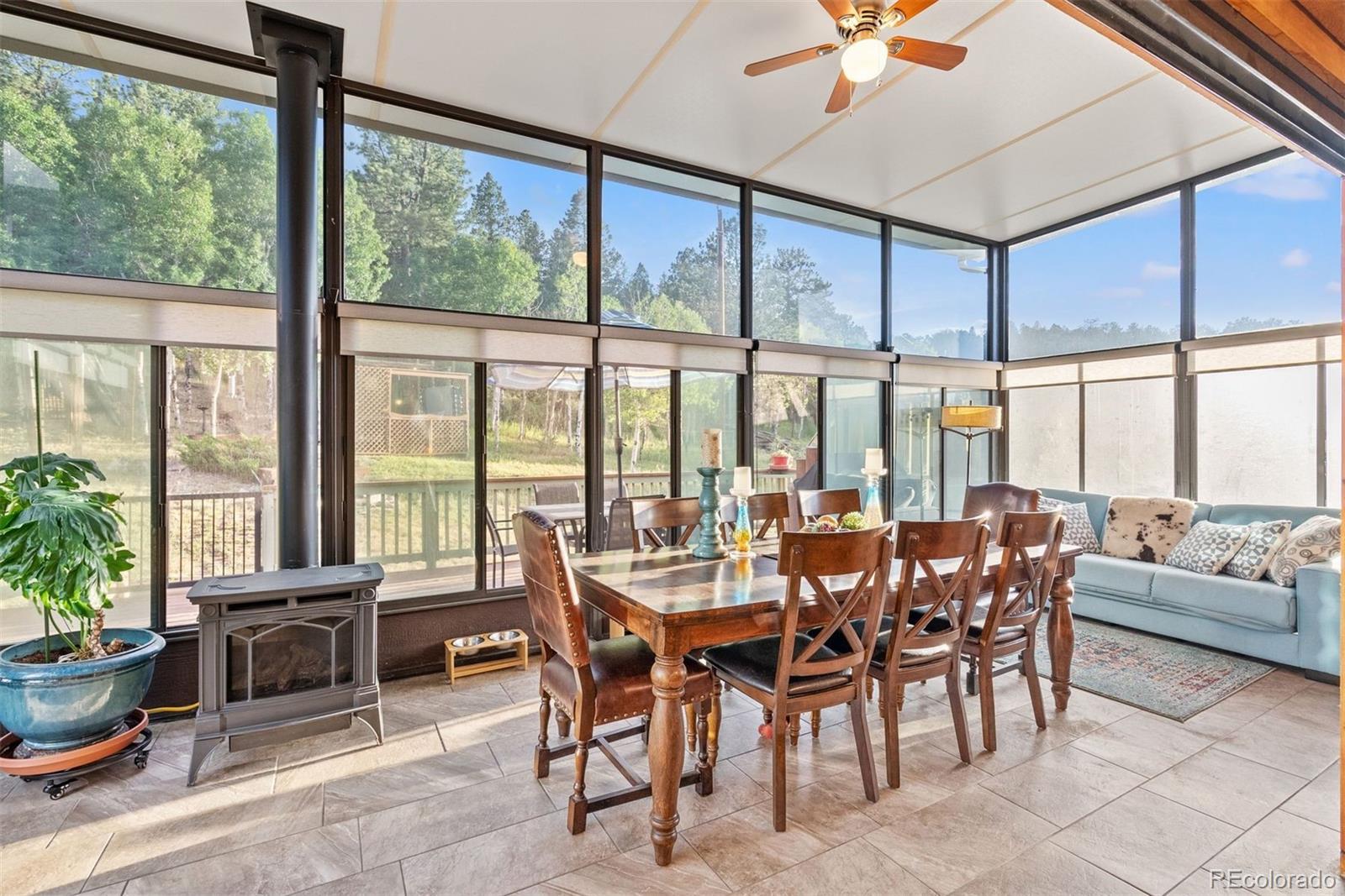 576 Bluebird Lane