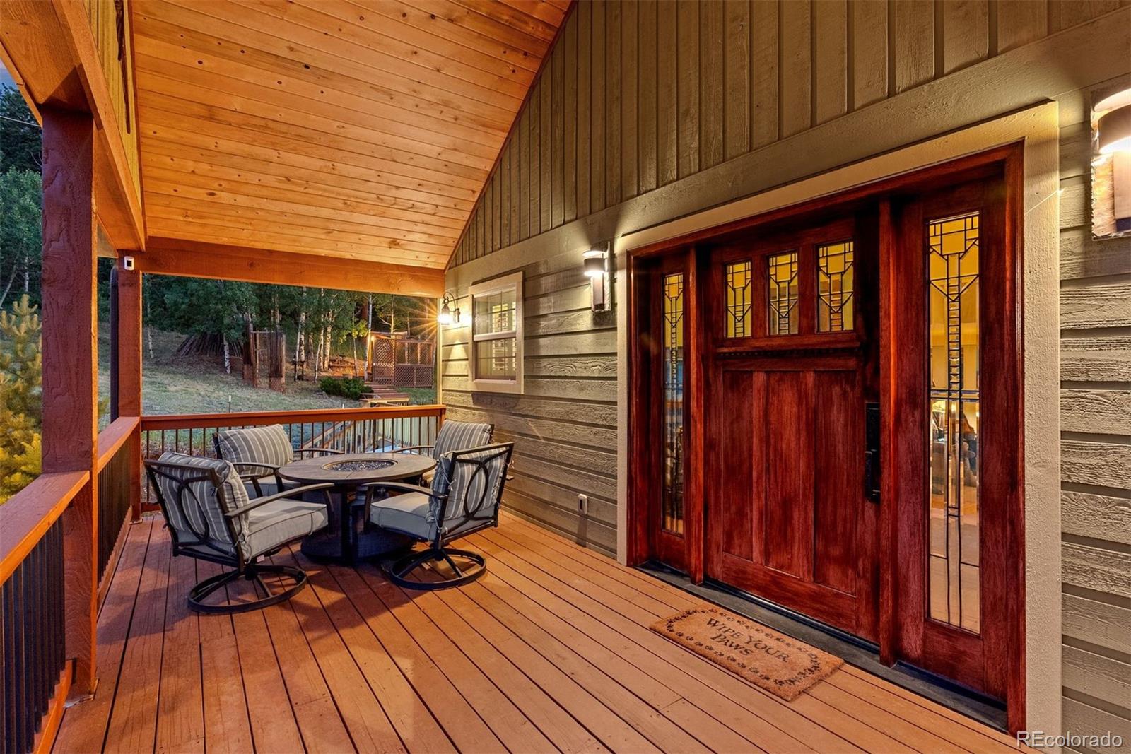 576 Bluebird Lane