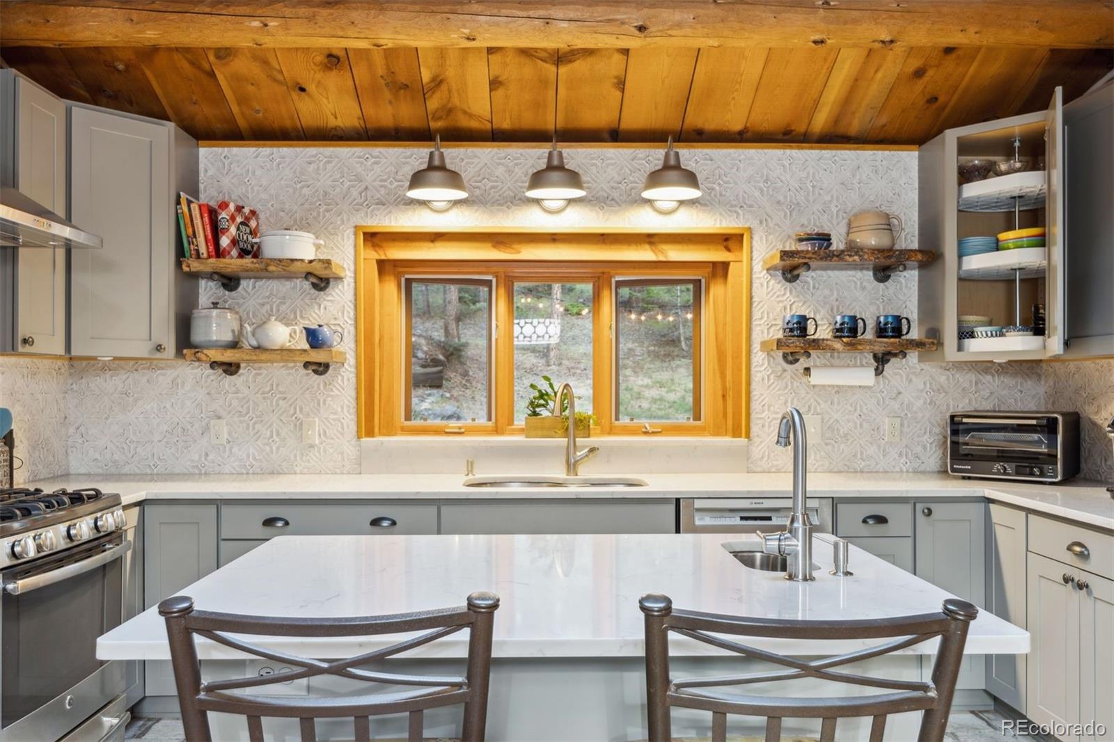 34100 Woodland Drive