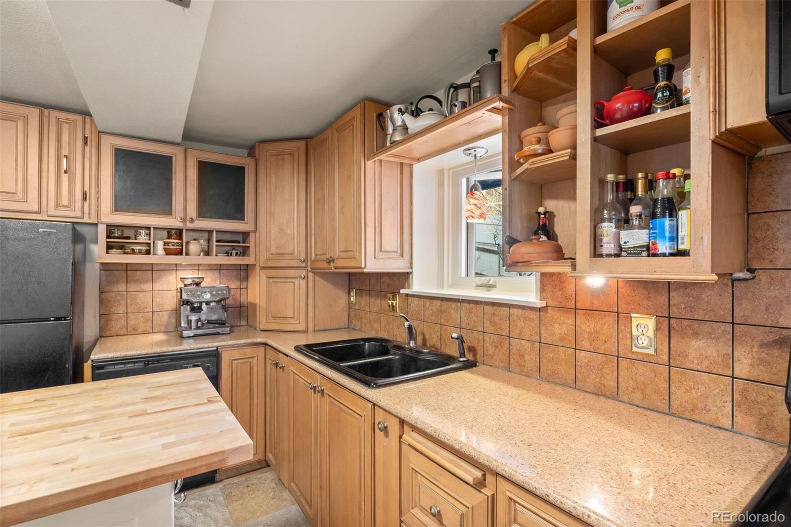 2041 Virginia Street