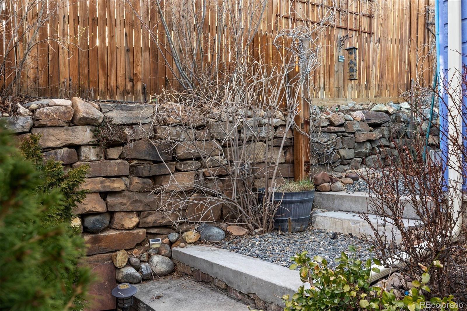 2041 Virginia Street