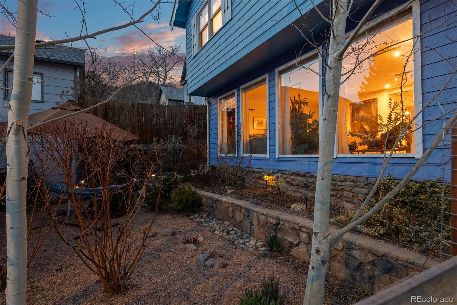 2041 Virginia Street