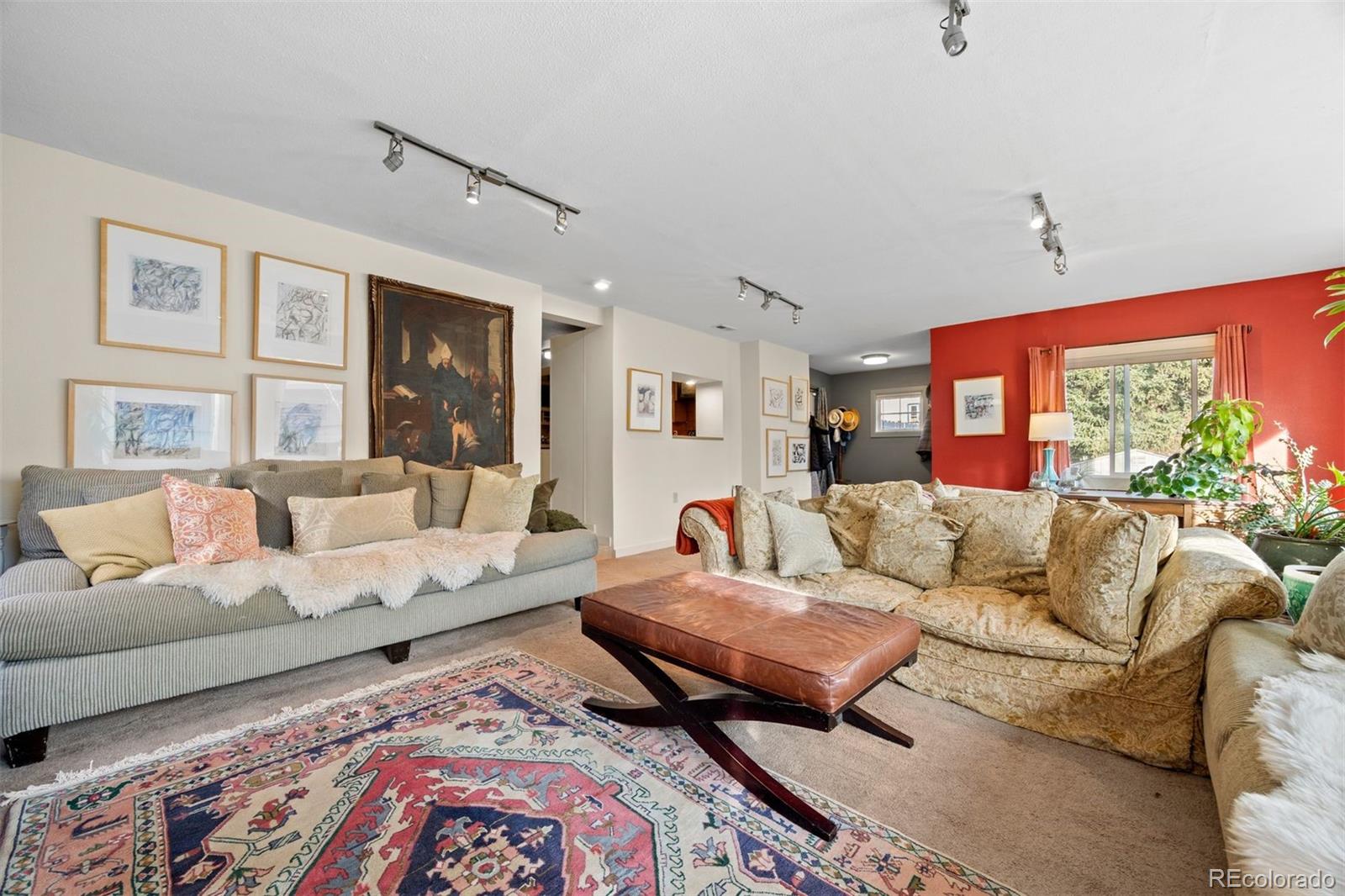 2041 Virginia Street