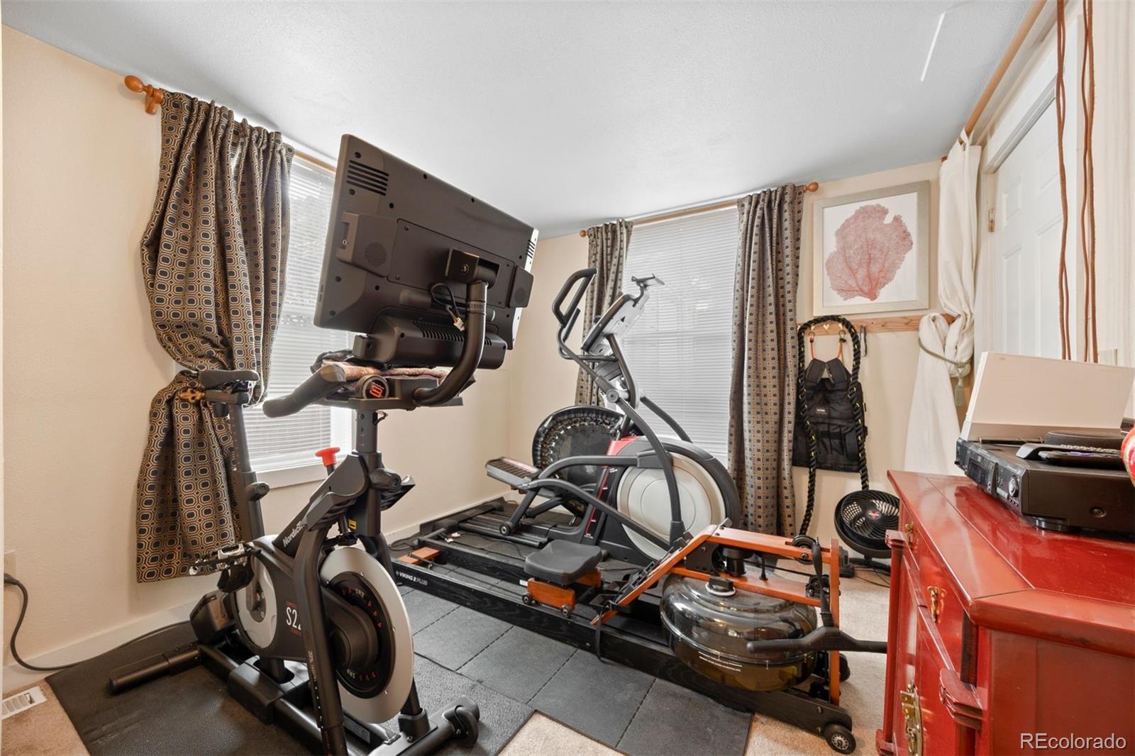 2041 Virginia Street