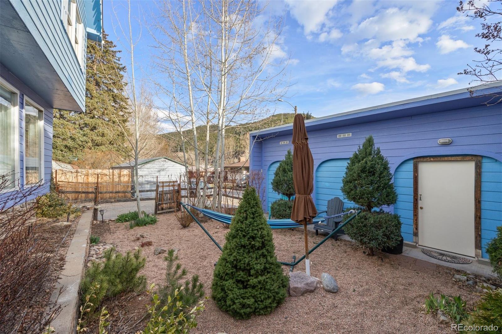 2041 Virginia Street