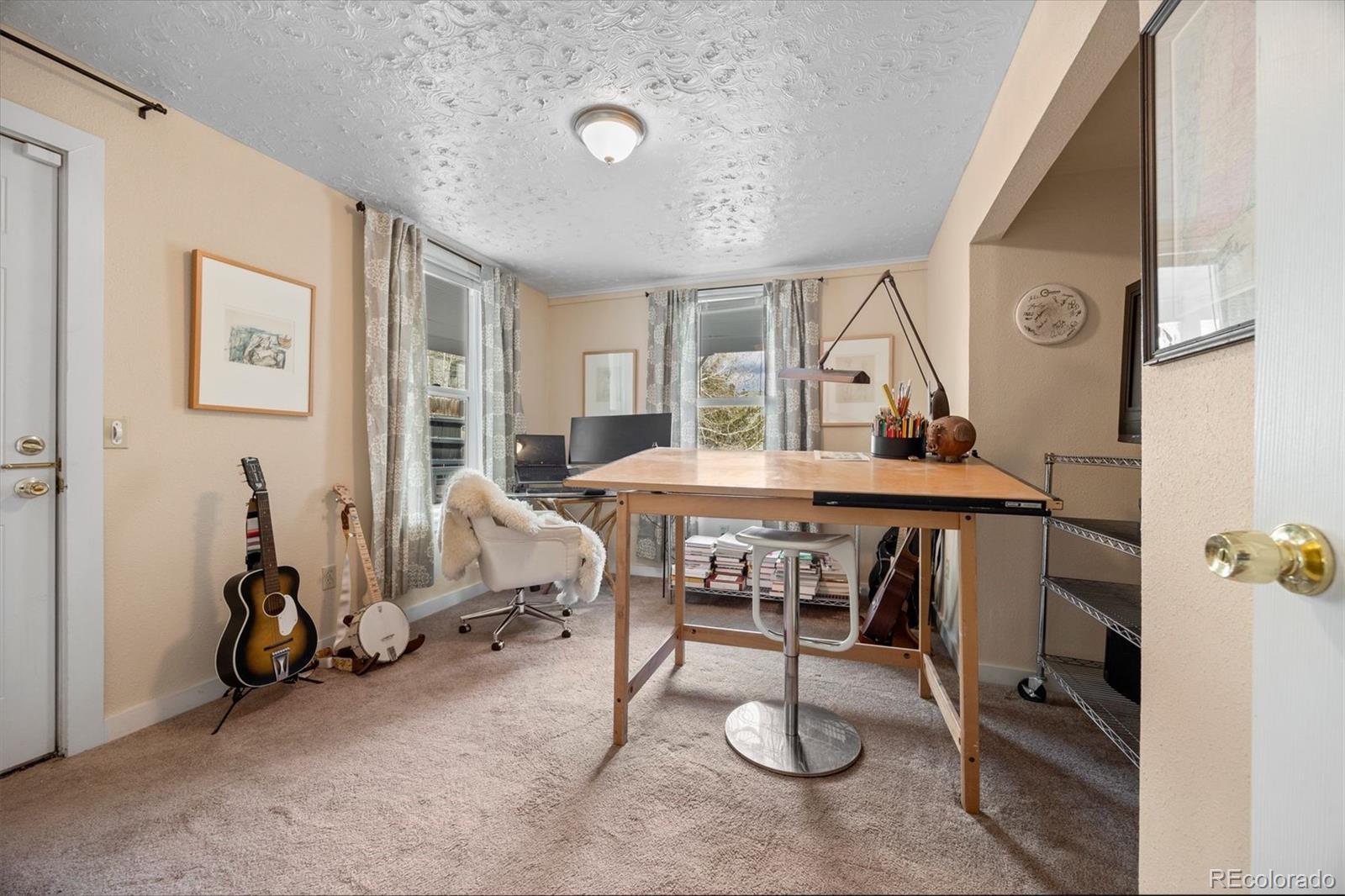 2041 Virginia Street