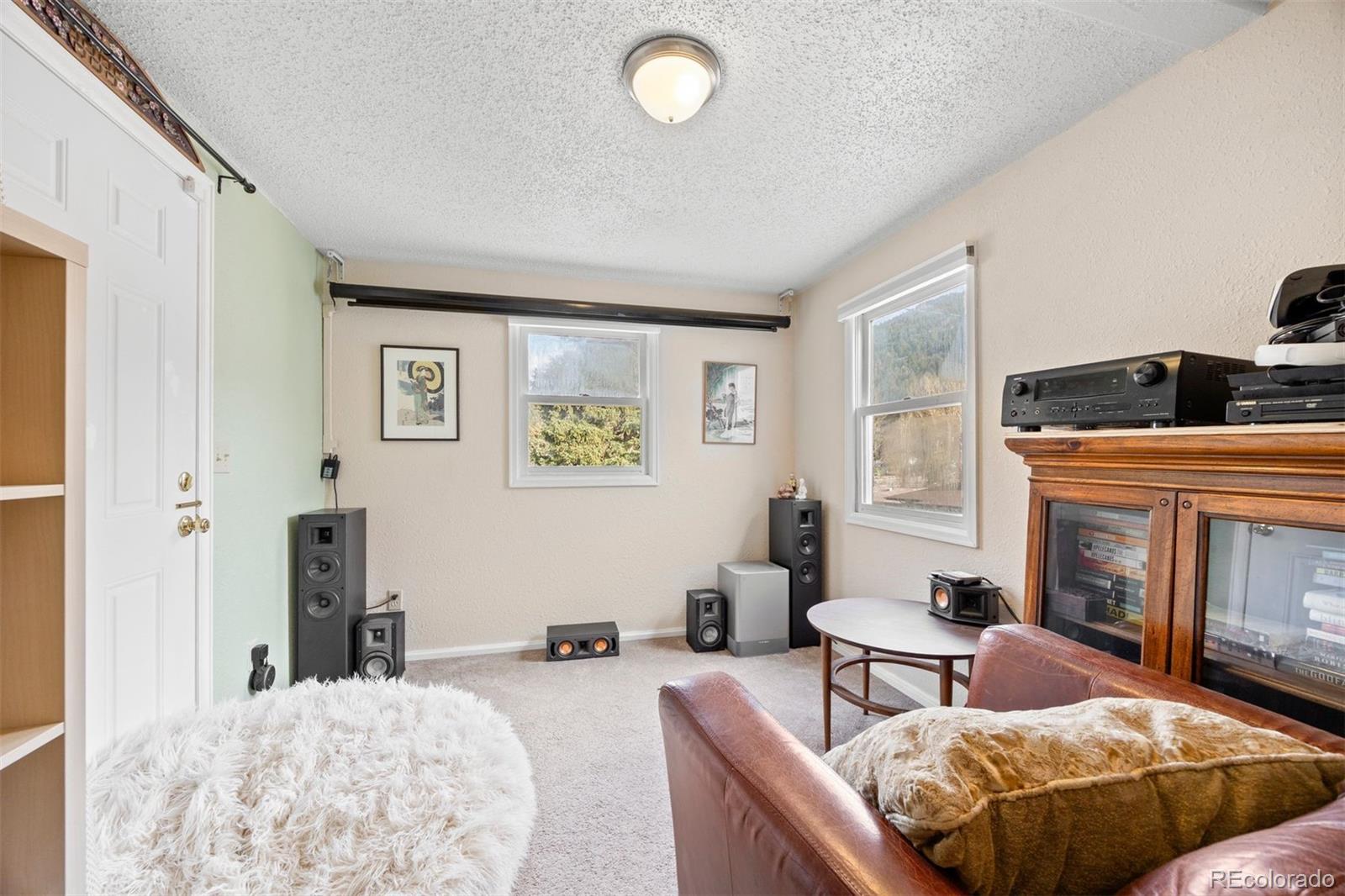 2041 Virginia Street