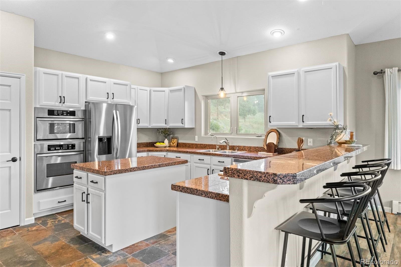 3044 High Road