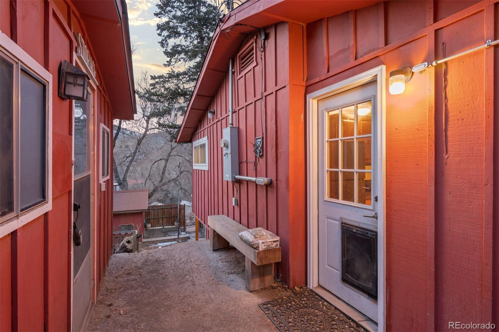 2855 SE Grapevine Road