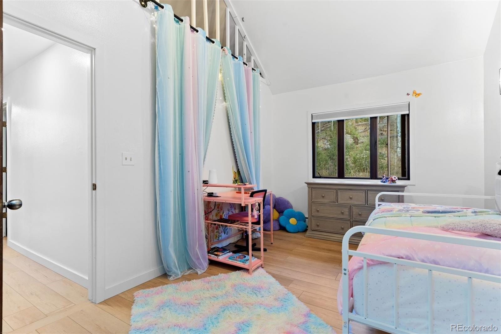 32351 Lodgepole Drive