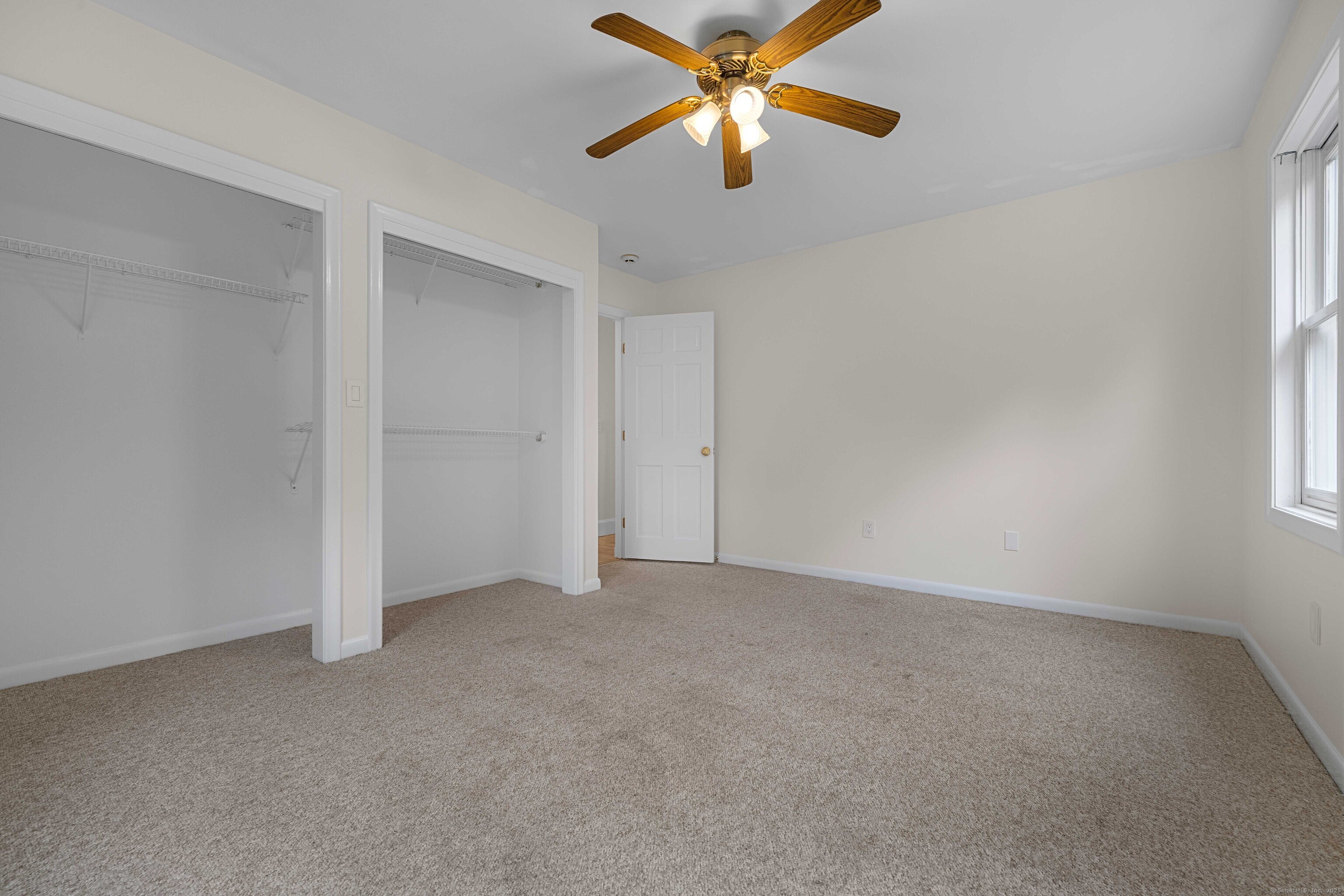 23 Horsebarn Lane