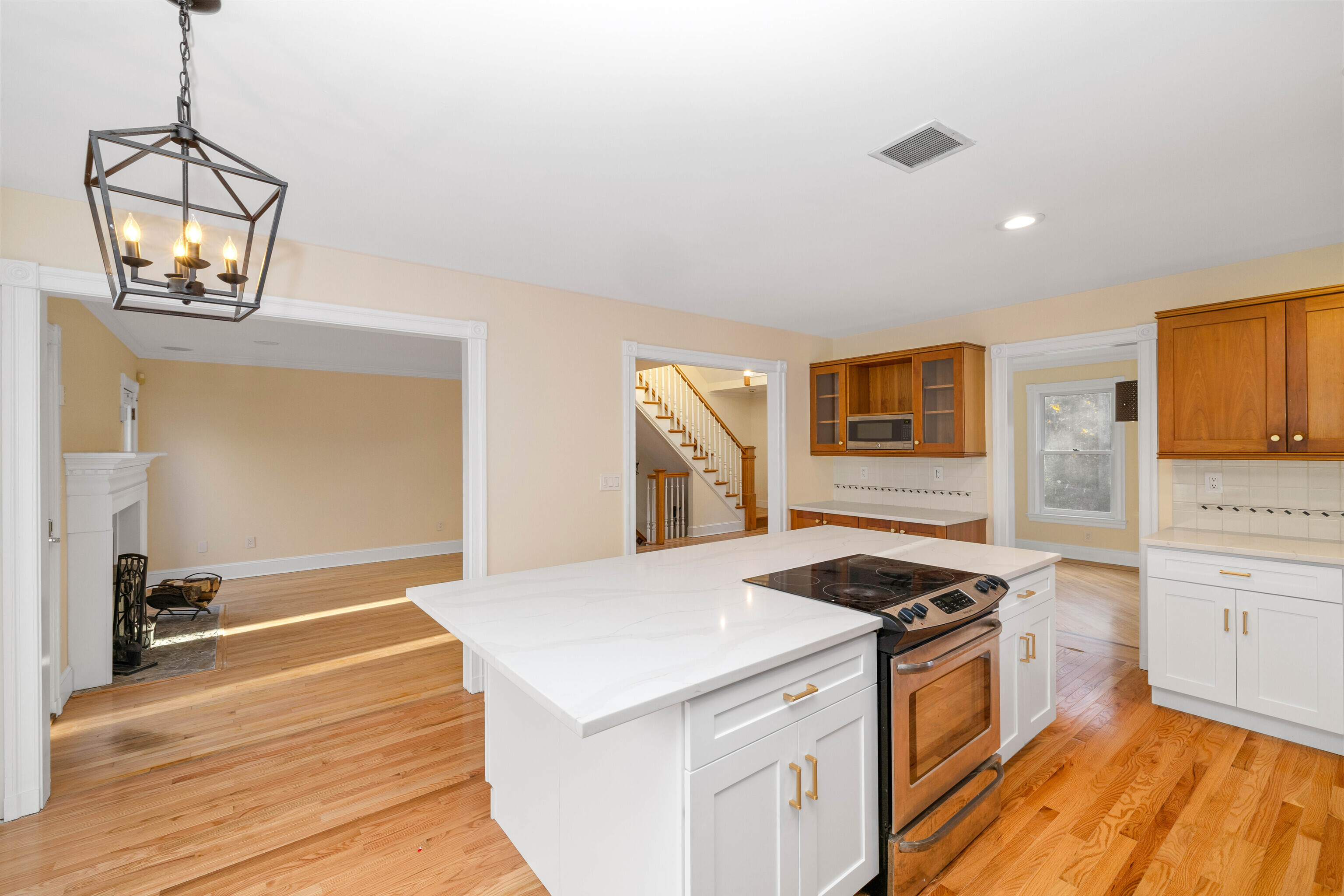 23 Horsebarn Lane
