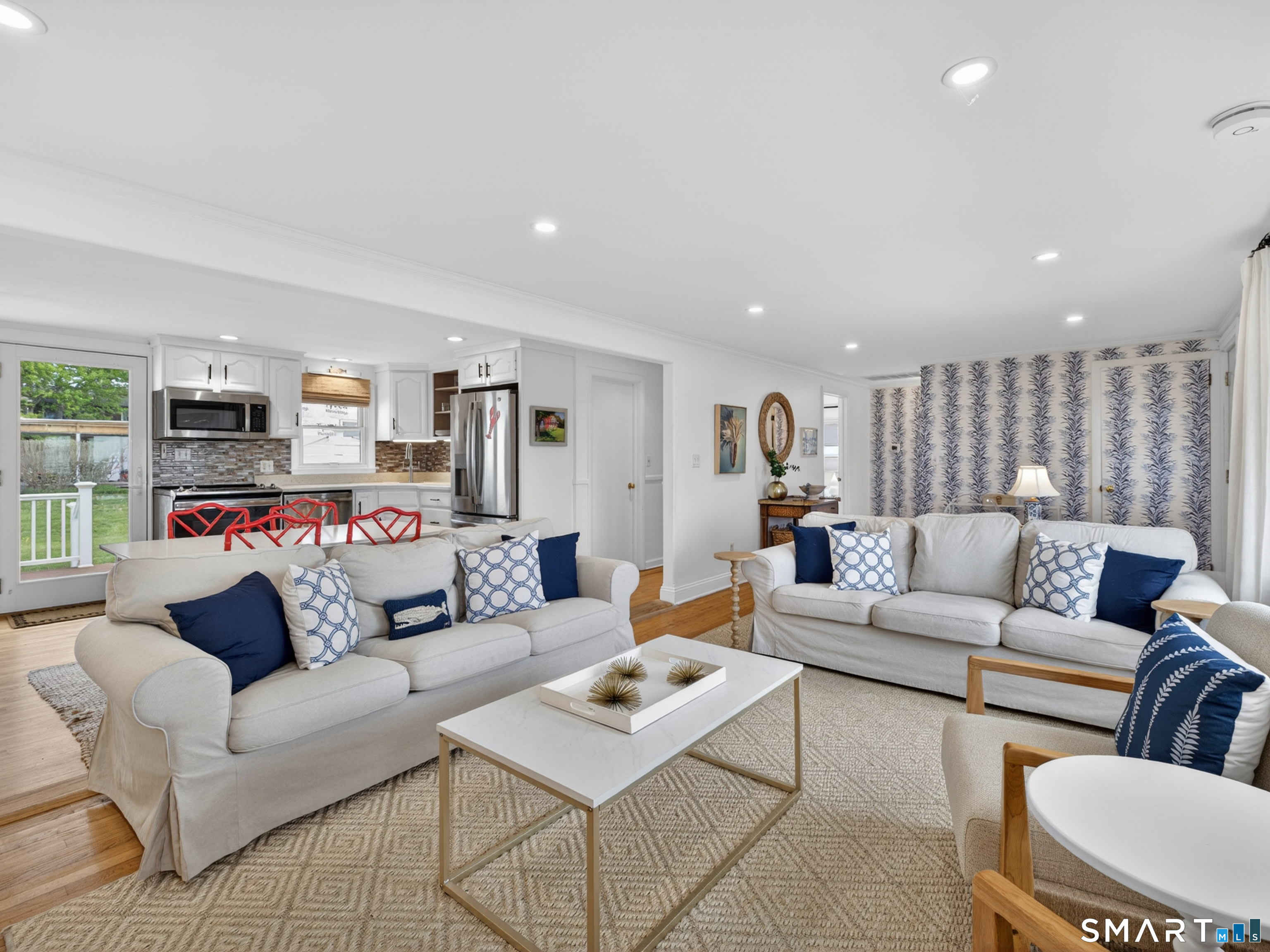 21 Riverside Drive