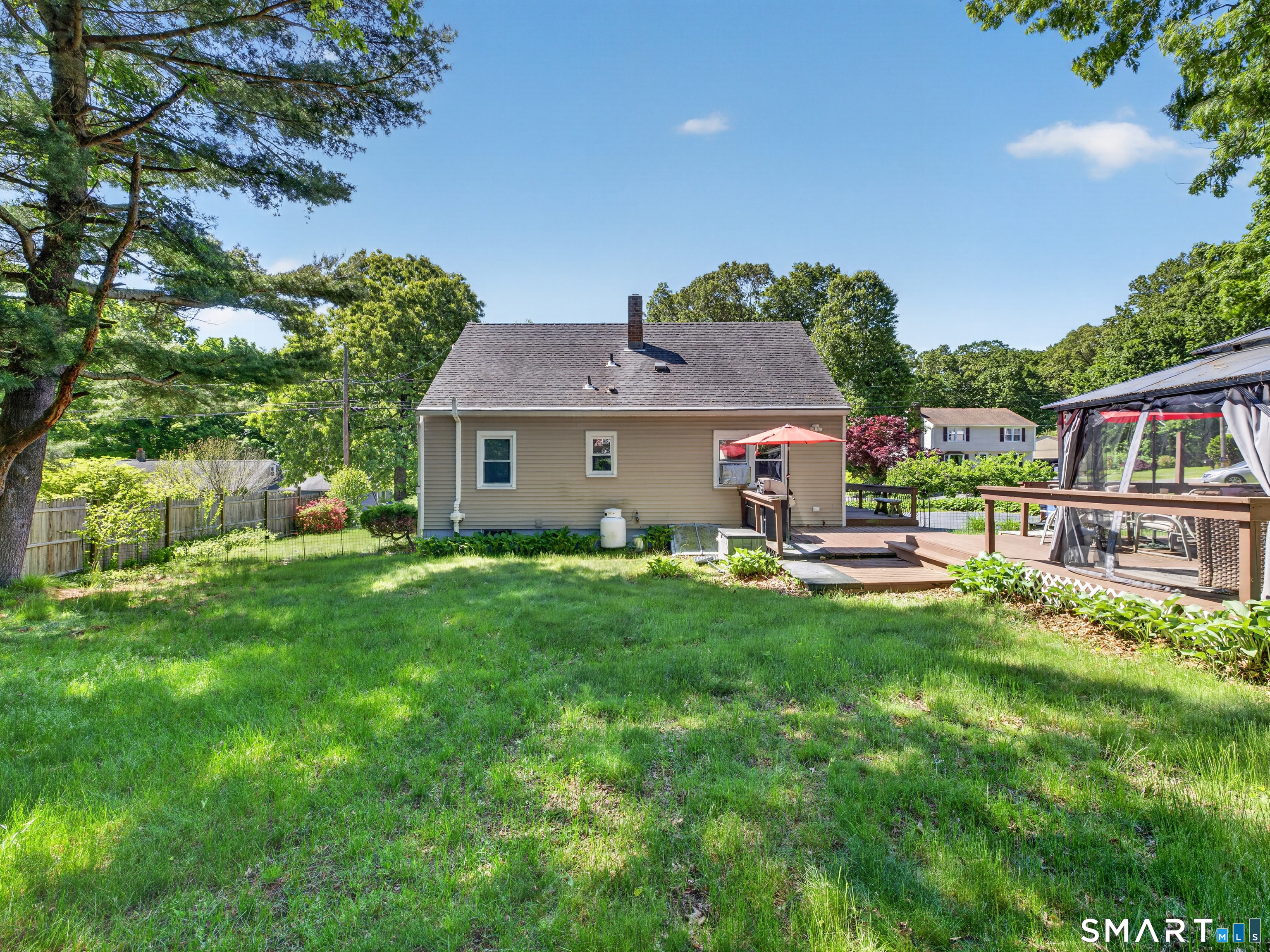 14 Oakwood Lane